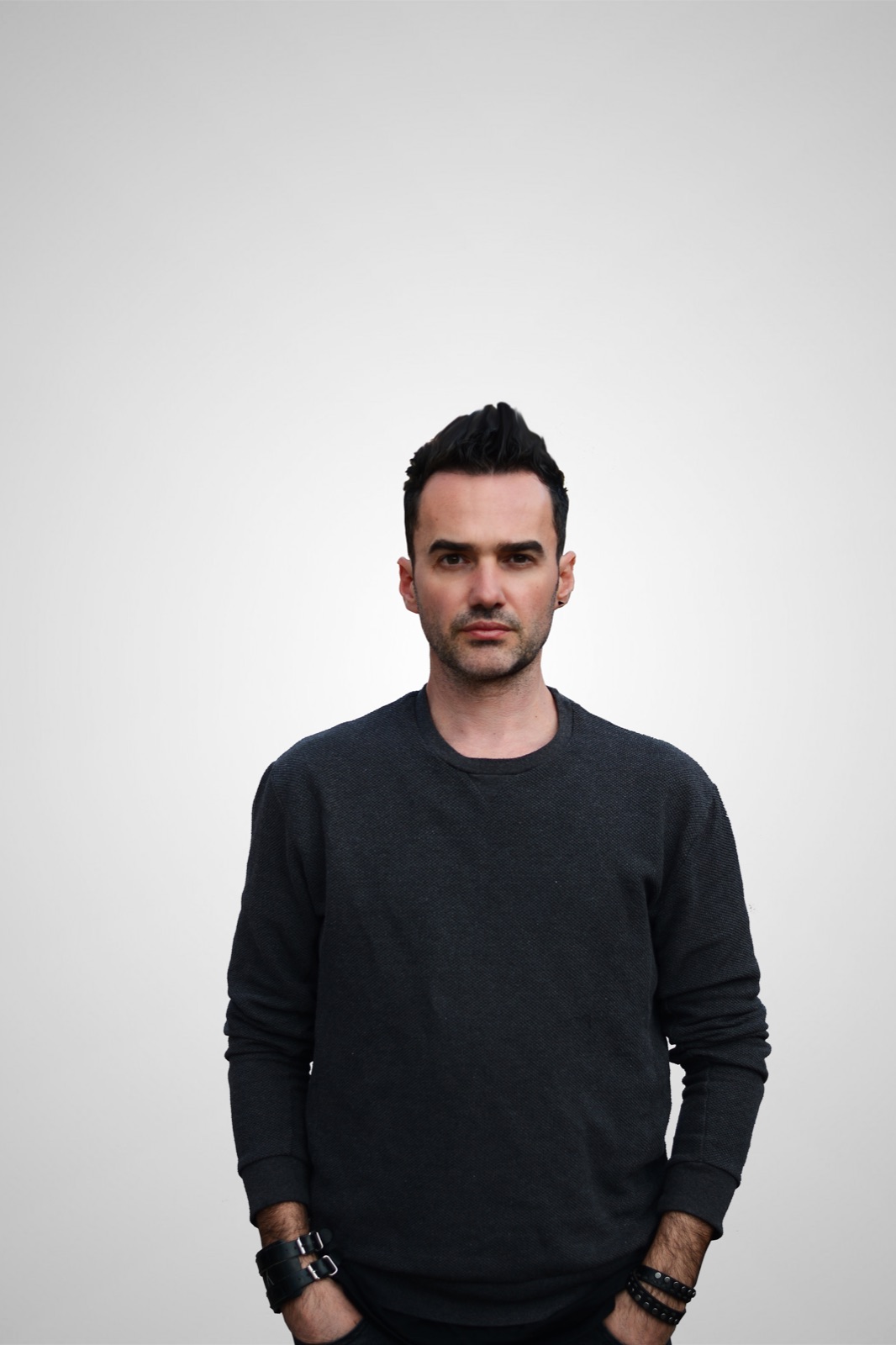 Sinisa Tamamovic, Studio